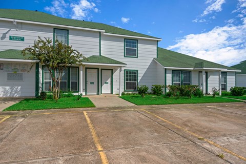 2100 Caroline Street Studio-2 Beds Apartment for Rent - Photo Gallery 22